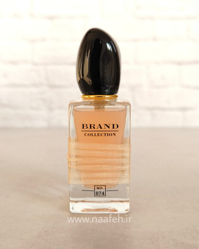 جورجیو آرمانی سی رز